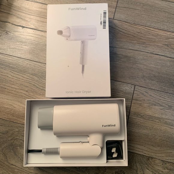 NEW FUNWIND 1875W PROFESSIONAL IONIC HAIR DRYER WITH FOLDABLE HANDLE-TRAVEL - Picture 2 of 15